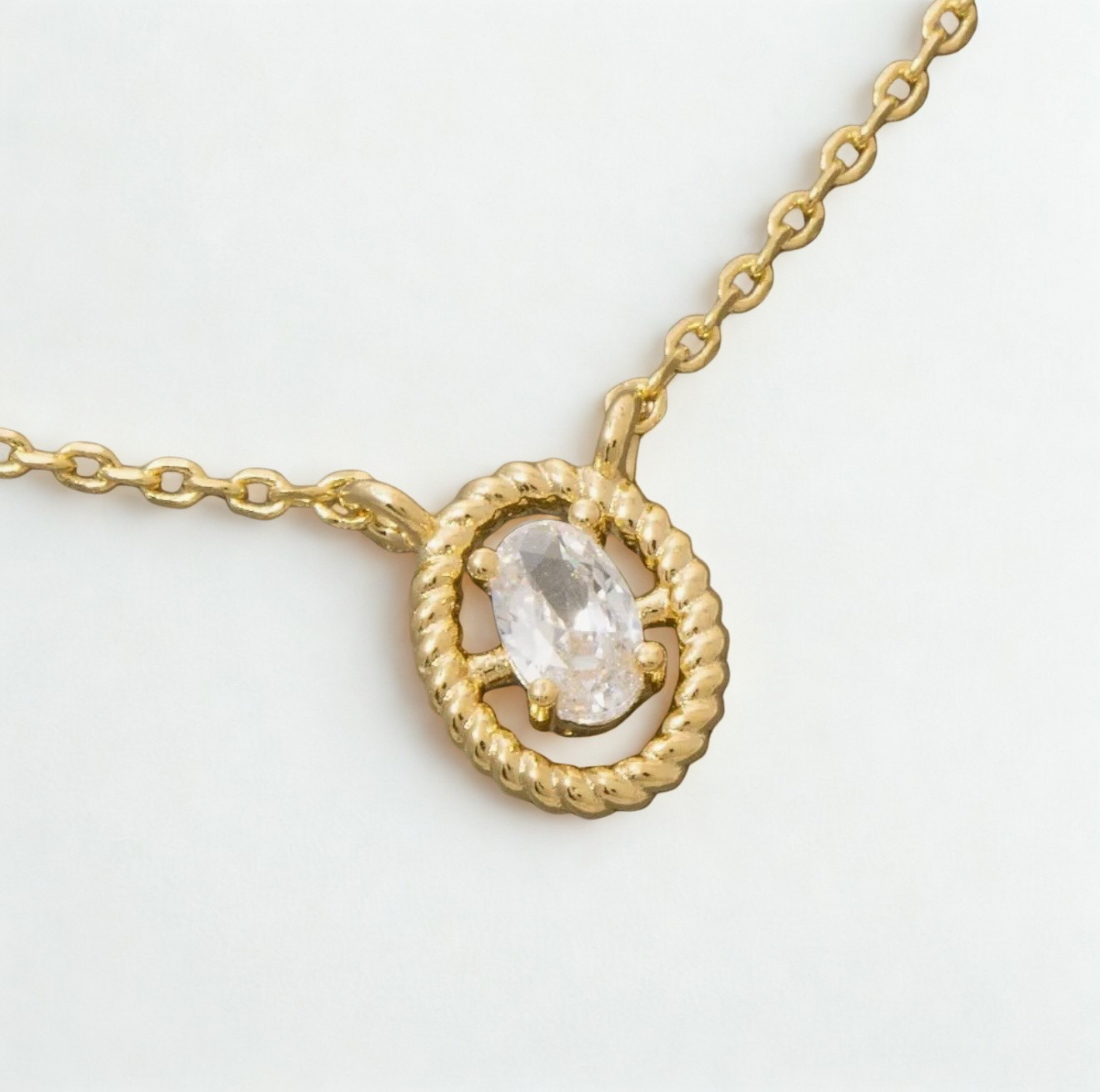 Oval solitaire pendant