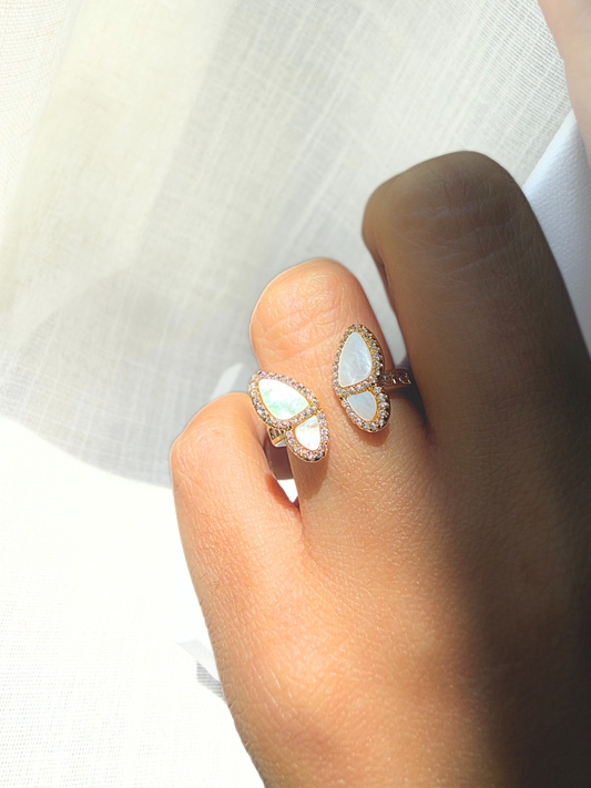 Butterfly ring