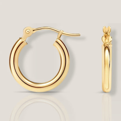 The Huggie In Plain Gold